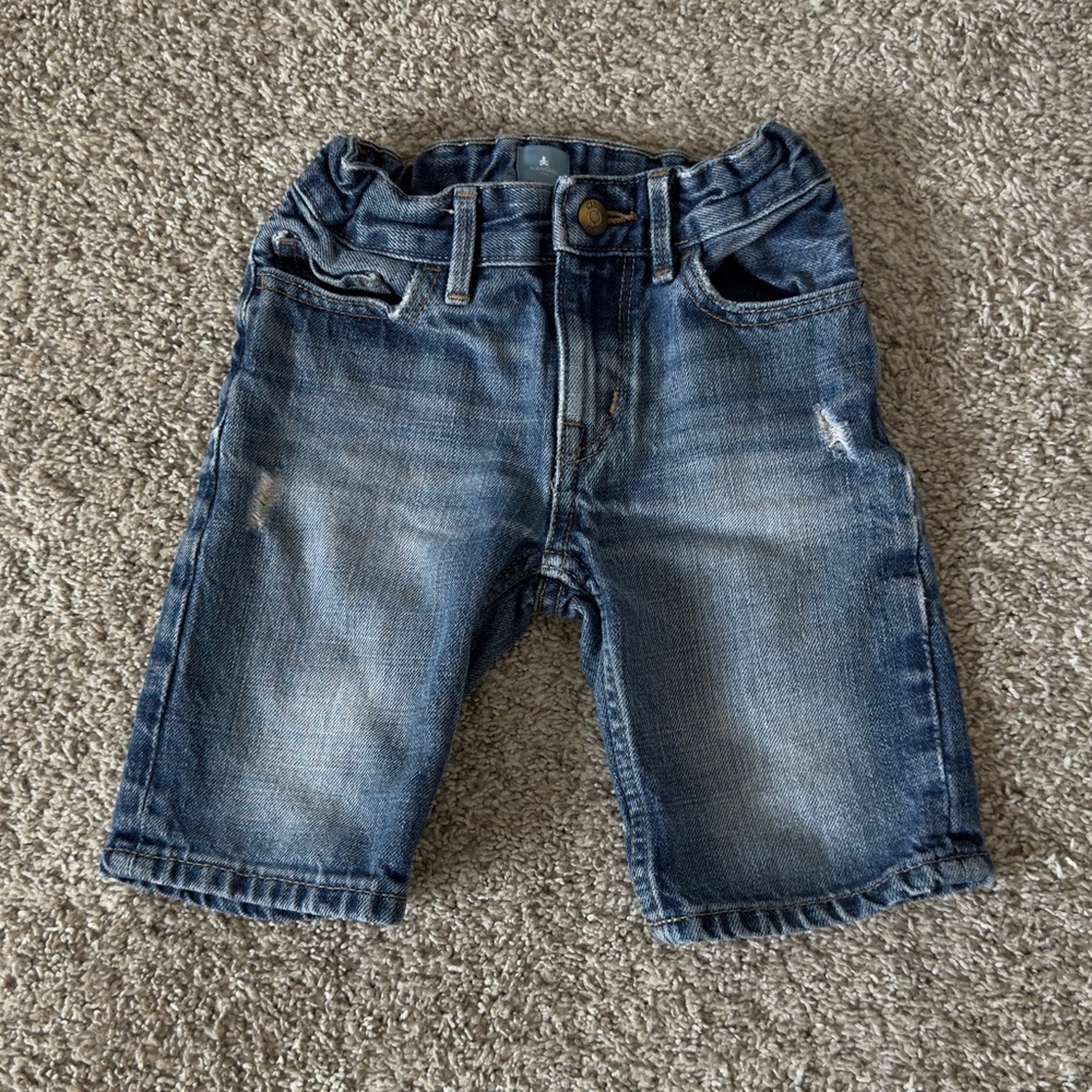 Baby Gap toddler boys Blue Denim distressed jean Shorts size 3 years
